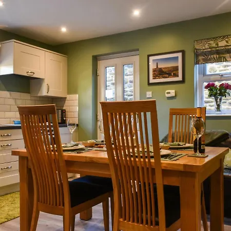 Autumn Rose * Skipton