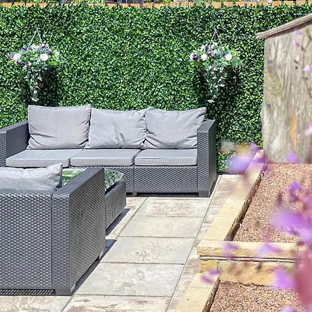 Autumn Rose * Skipton